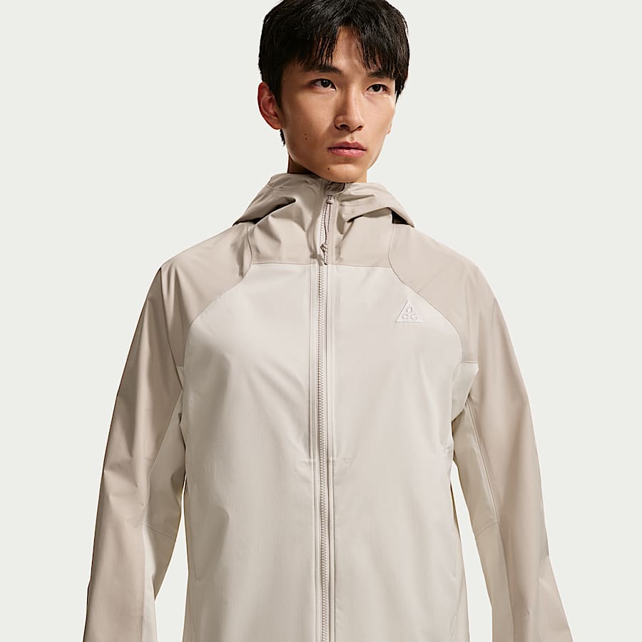 寒い時期におすすめのNikeのサイクリングギア .オンラインストア (通販